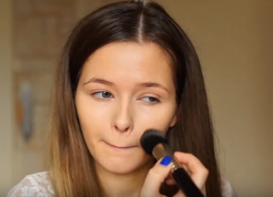 Как сделать себе макияж в домашних условиях