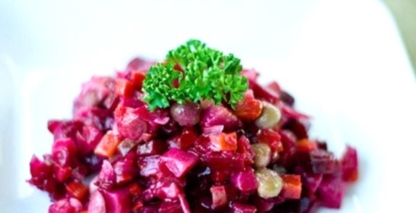 Салат из вареной свеклы - просто, вкусно и полезно
