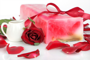 Ароматизированное розовое мыло