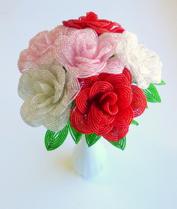 схемы цветов из бисера роза