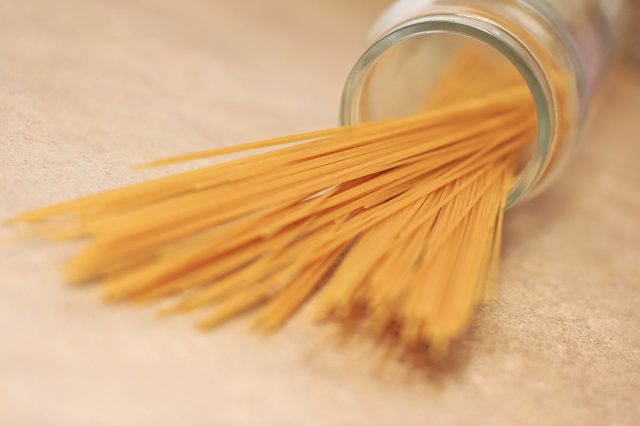 готовим спагетти дома