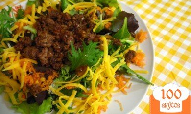 Фото рецепта: «Салат с жареным мясом и морковью»
