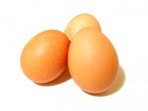 Яйца для приготовления кабачковых чебуреков