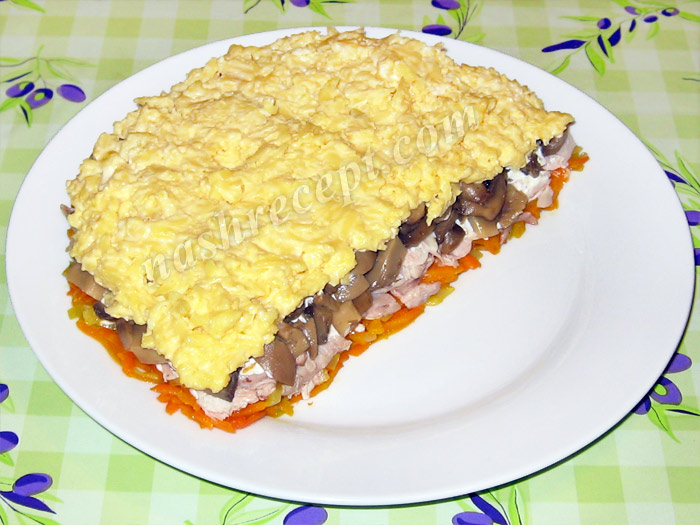 салат апельсиновая долька: сыр и желтки - salat apelsinovaya dolka: syr i zheltki
