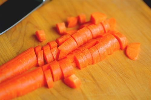 Нарезанная морковь