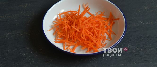 Салат с дайконом и огурцом и морковью
