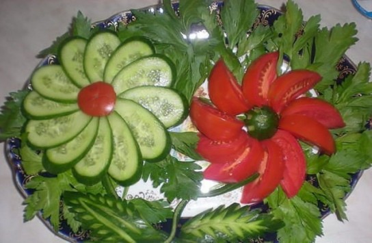 Украшение салатов своими руками с фото, пошагово