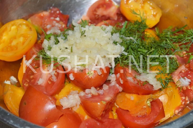 5_салат из помидоров с чесноком и майонезом