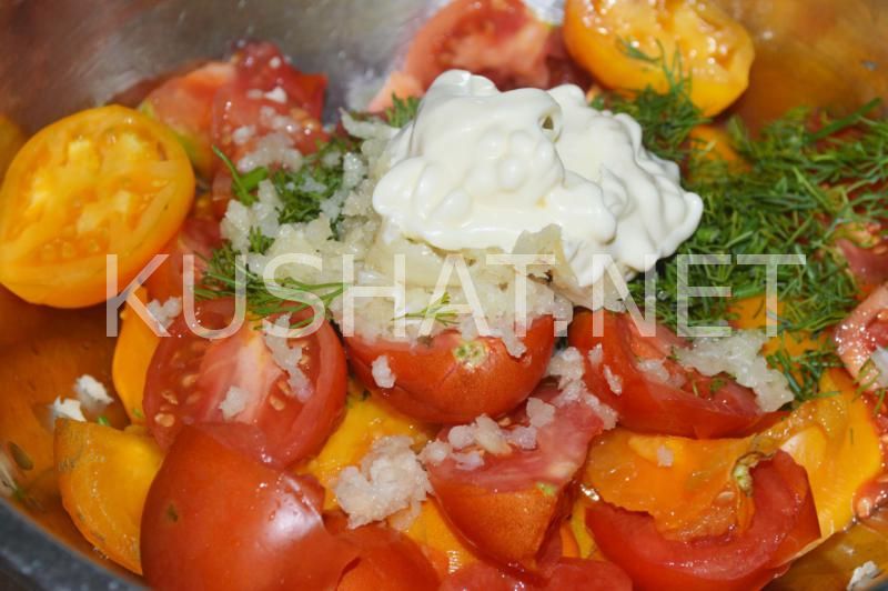 6_салат из помидоров с чесноком и майонезом