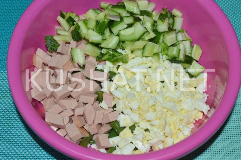 5_салат из стручковой фасоли с колбасой и огурцами