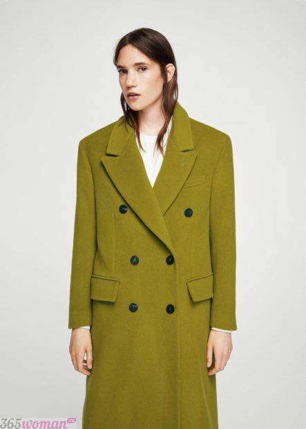 мода верхней одежды осень зима 2018 2019: оливковое пальто оверсайз