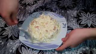 Салат с капустой и сухариками ( самый простой и вкусный рецепт )