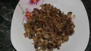 Жареные грибы с луком.Fried mushrooms with onion
