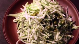 Салат из свежей капусты с зеленым горошком - Ресторан 