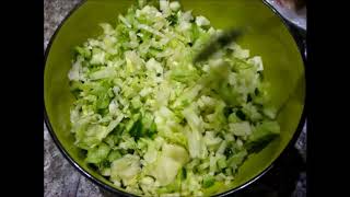 Зелёный салат с тунцом