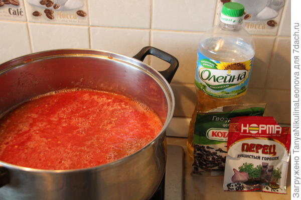 Добавляем в томаты раст . масло
