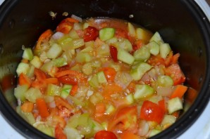 Салат из помидоров и кабачков на зиму - фото шаг 8