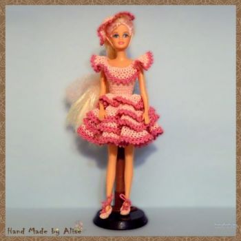 Нарядное платье для куклы Барби. Работа Alise Crochet
