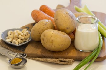 Картофель морковь сельдерей лук орехи специи йогурт