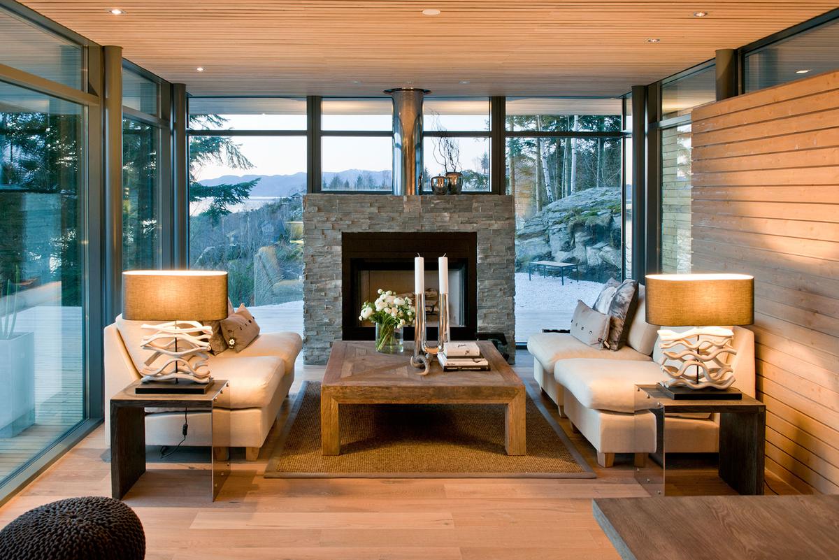 Уютная гостиная в стиле модерн с камином