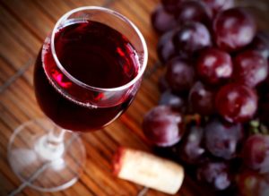 Как приготовить виноградное вино в домашних условиях?