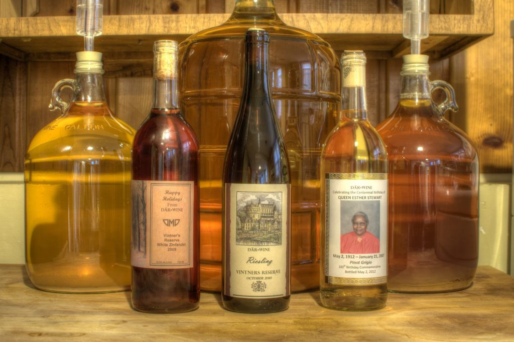 1.	Как сделать вино из винограда в домашних условиях рецепт классический