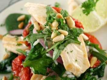 Салат с грудкой копченой куриной простой рецепт с фото пошагово